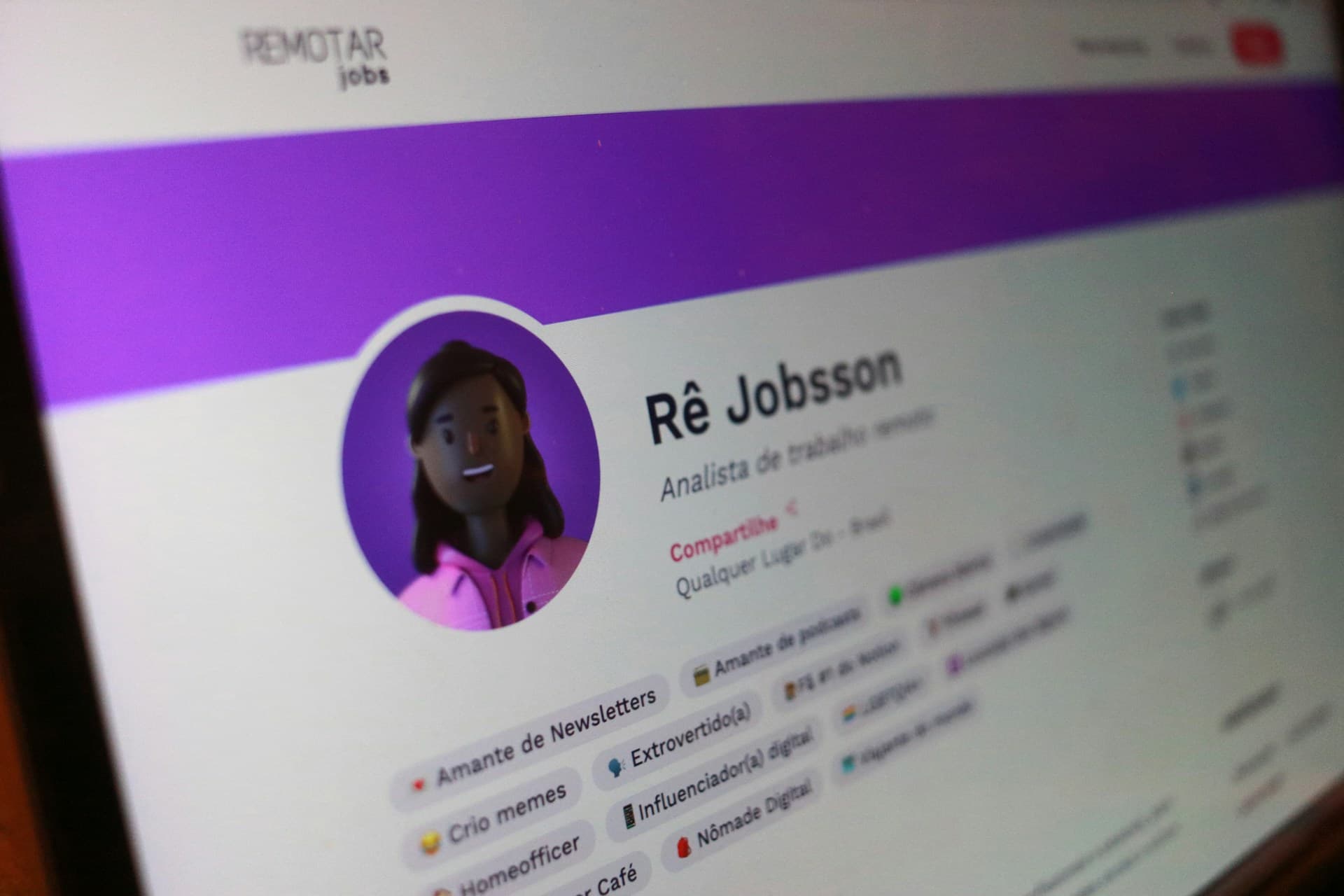 The "Anti-Resume" Strategy: How to Get Hired Without a Traditional CV in 2026